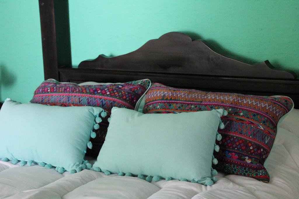 Bed and Breakfast Casa Naranjo Антигуа-Гватемала Экстерьер фото