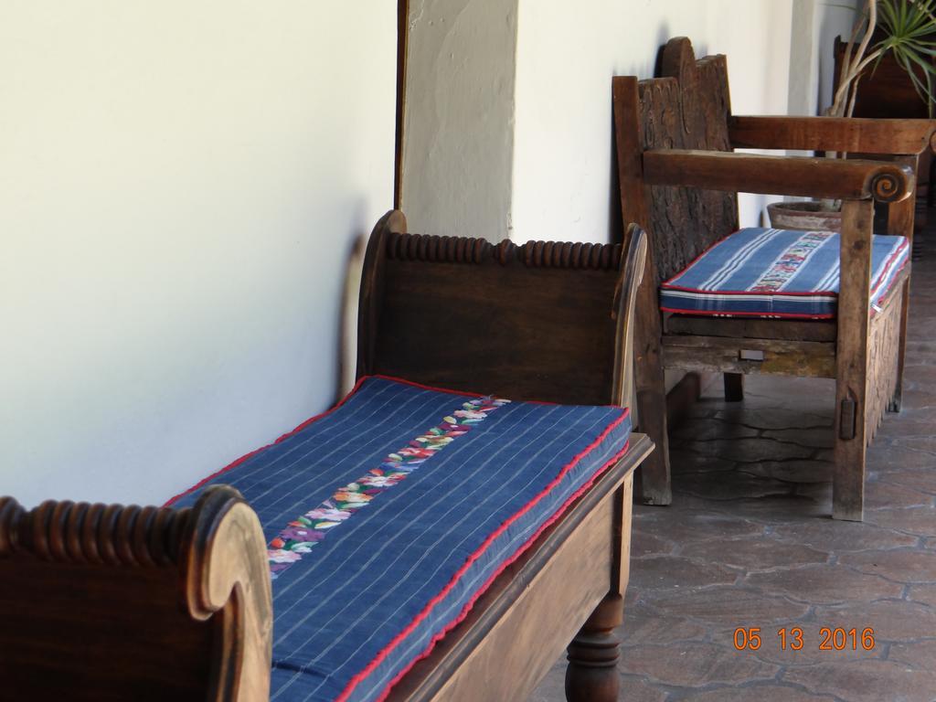 Bed and Breakfast Casa Naranjo Антигуа-Гватемала Экстерьер фото